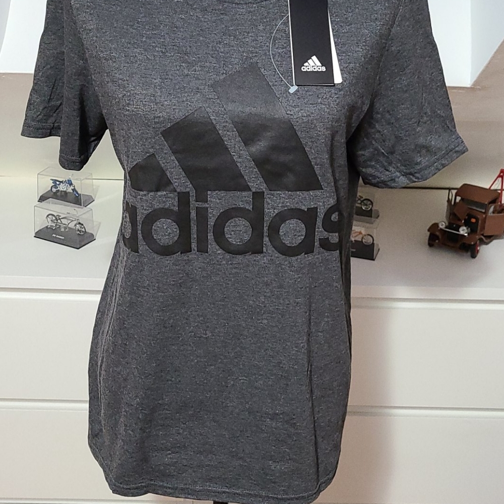 Adidas basic bos tee - Picture 2 of 4